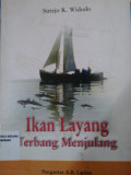 Ikan layang terbang menjulang